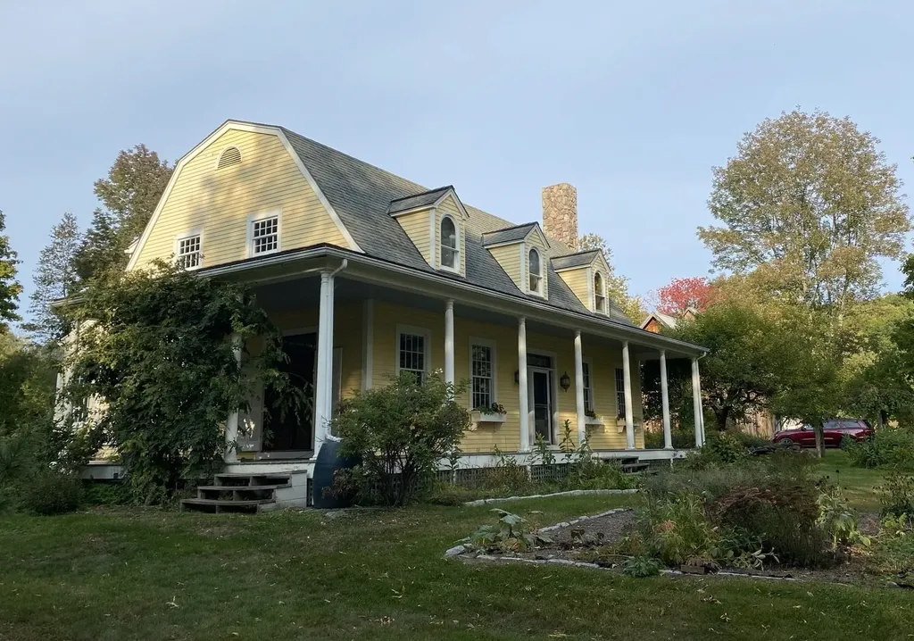 1502 Popple Dungeon Road Chester VT 05143