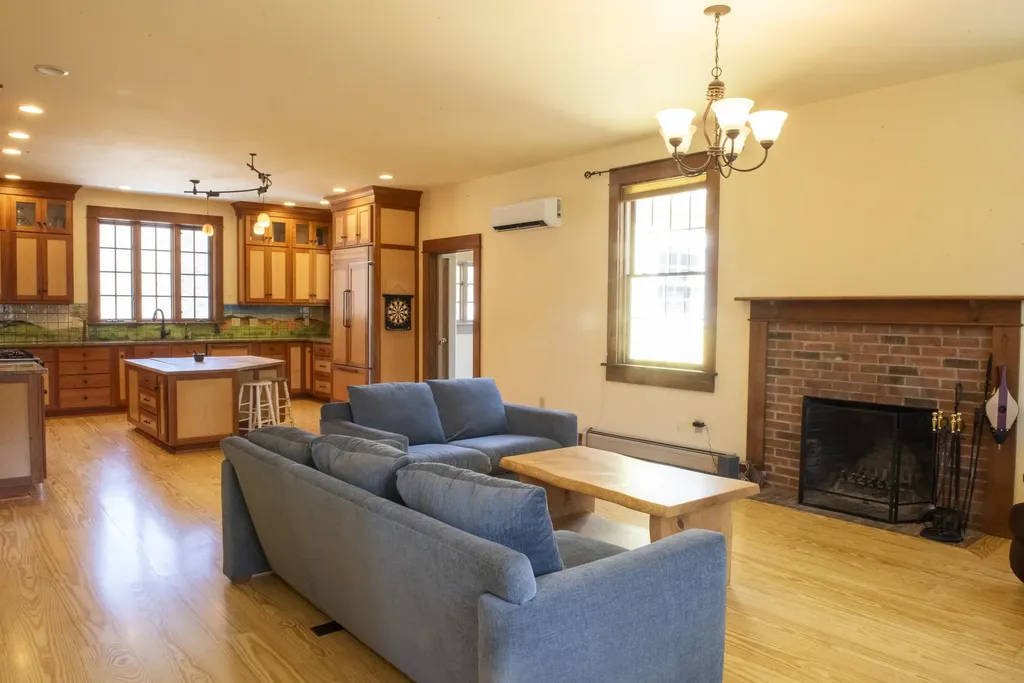 1502 Popple Dungeon Road Chester VT 05143