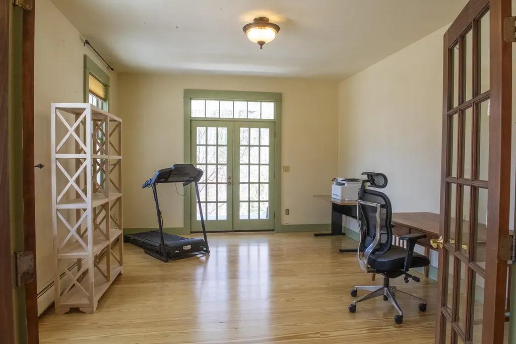 1502 Popple Dungeon Road Chester VT 05143