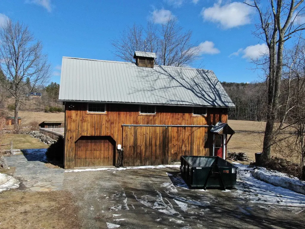 1502 Popple Dungeon Road Chester VT 05143