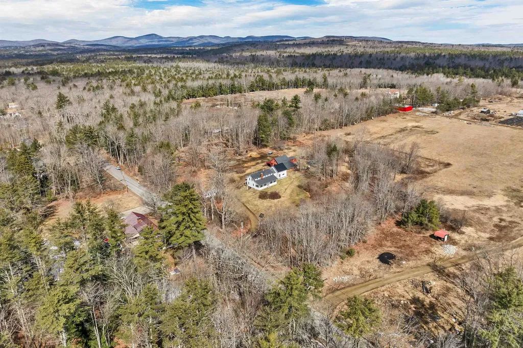 85 White Oak Road Barnstead NH 03225