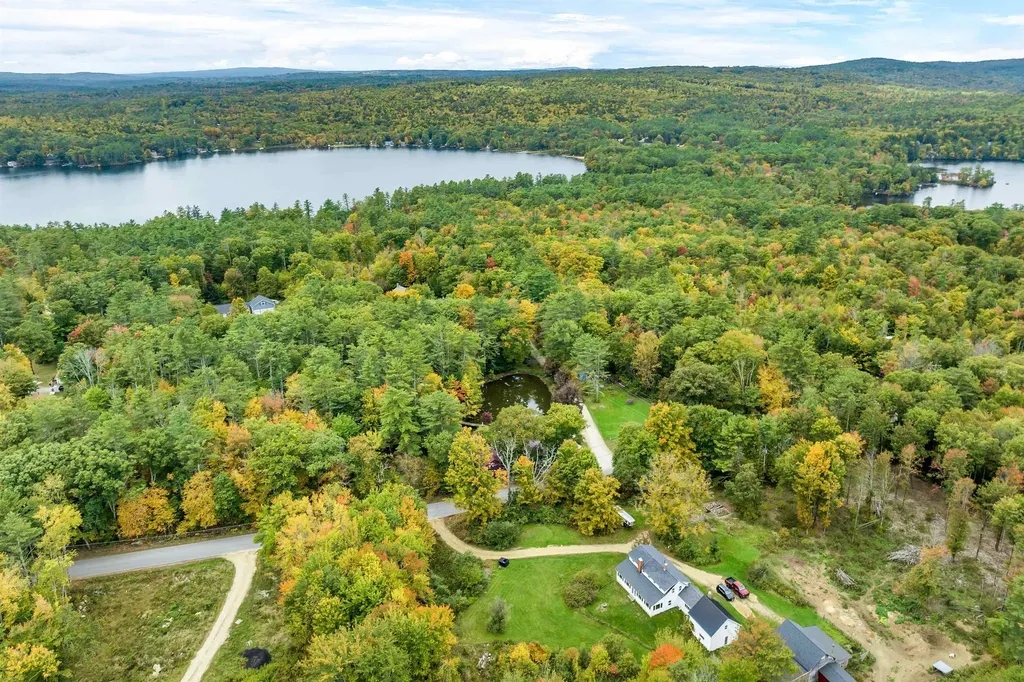 85 White Oak Road Barnstead NH 03225