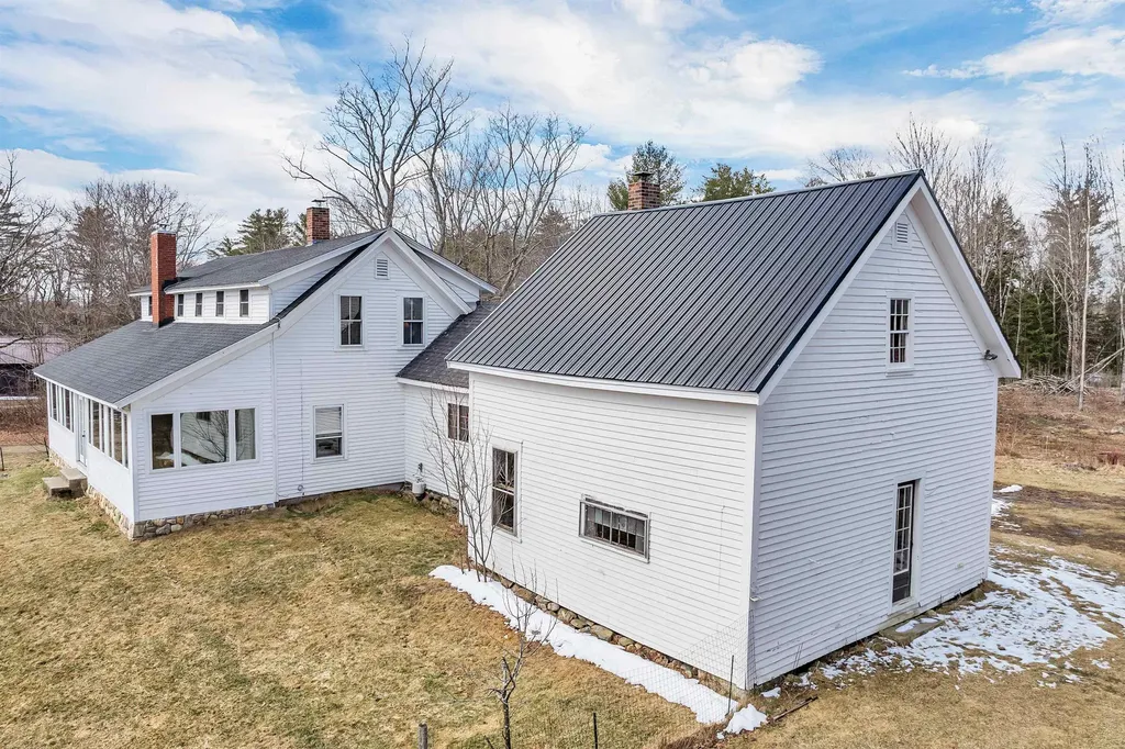 85 White Oak Road Barnstead NH 03225