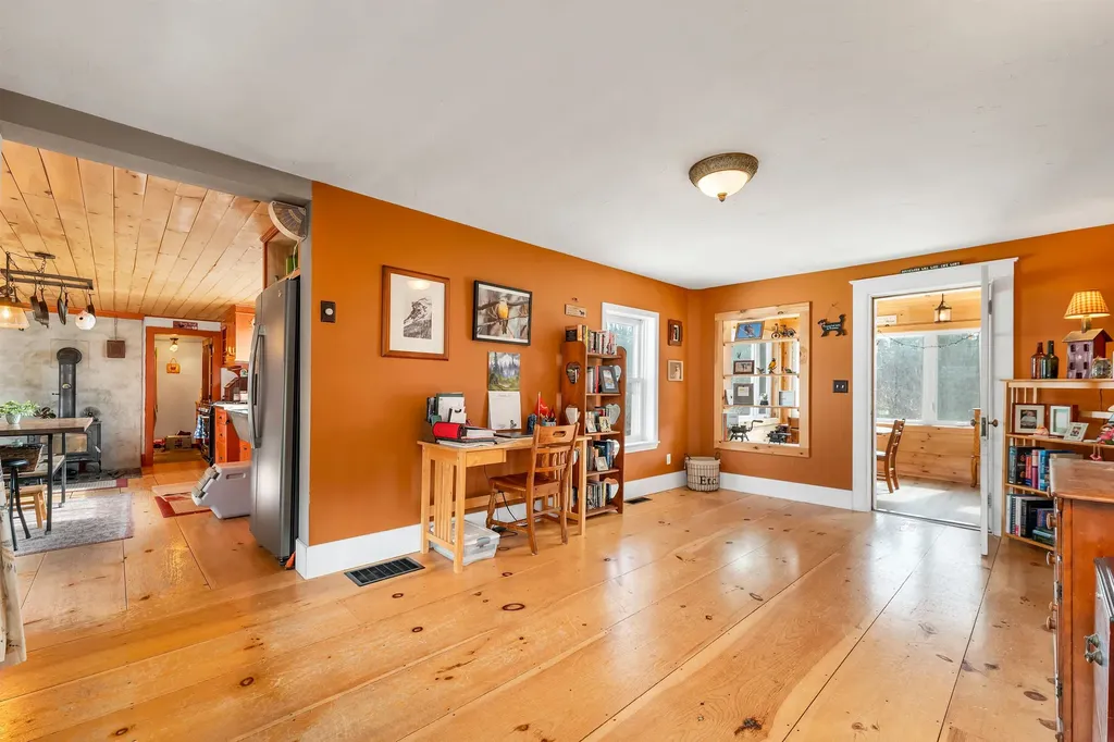 85 White Oak Road Barnstead NH 03225