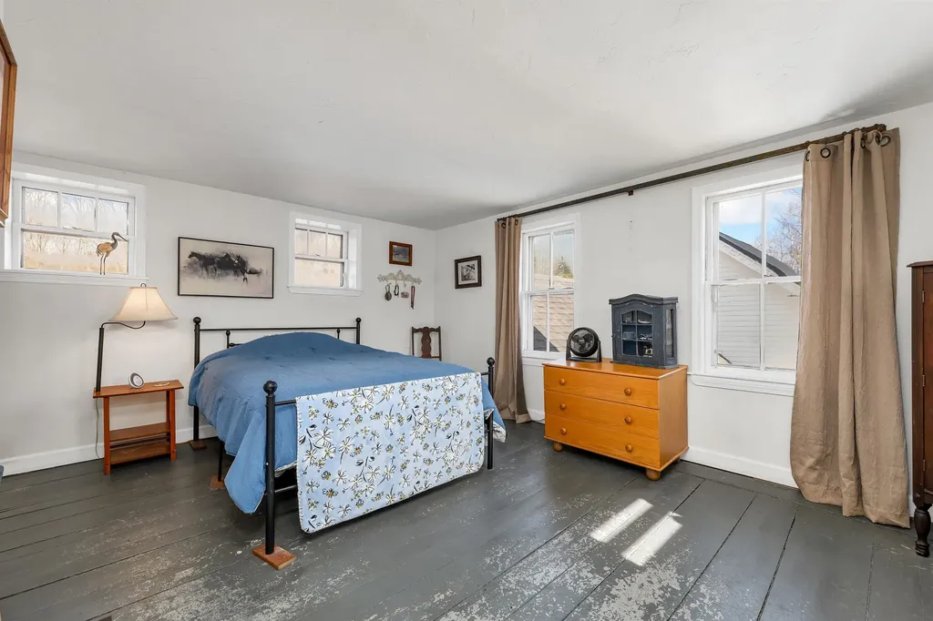 85 White Oak Road Barnstead NH 03225