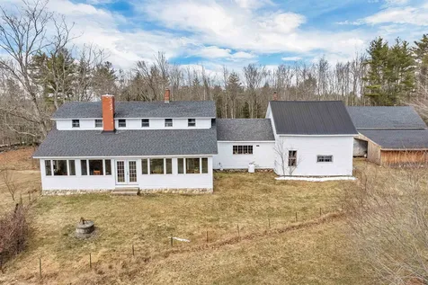 85 White Oak Road Barnstead NH 03225