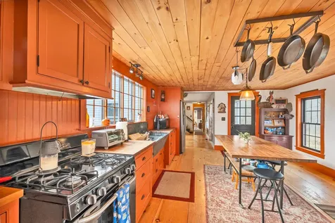 85 White Oak Road Barnstead NH 03225