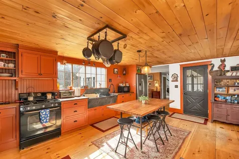 85 White Oak Road Barnstead NH 03225