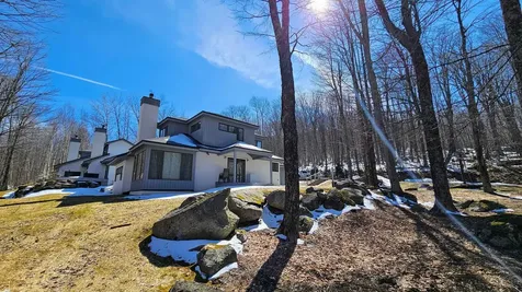 727 Woods Lane Killington VT 05751