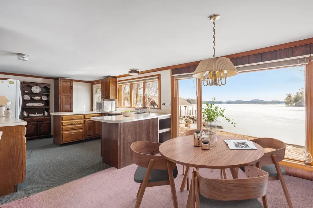 208 Forest Road Wolfeboro NH 03894