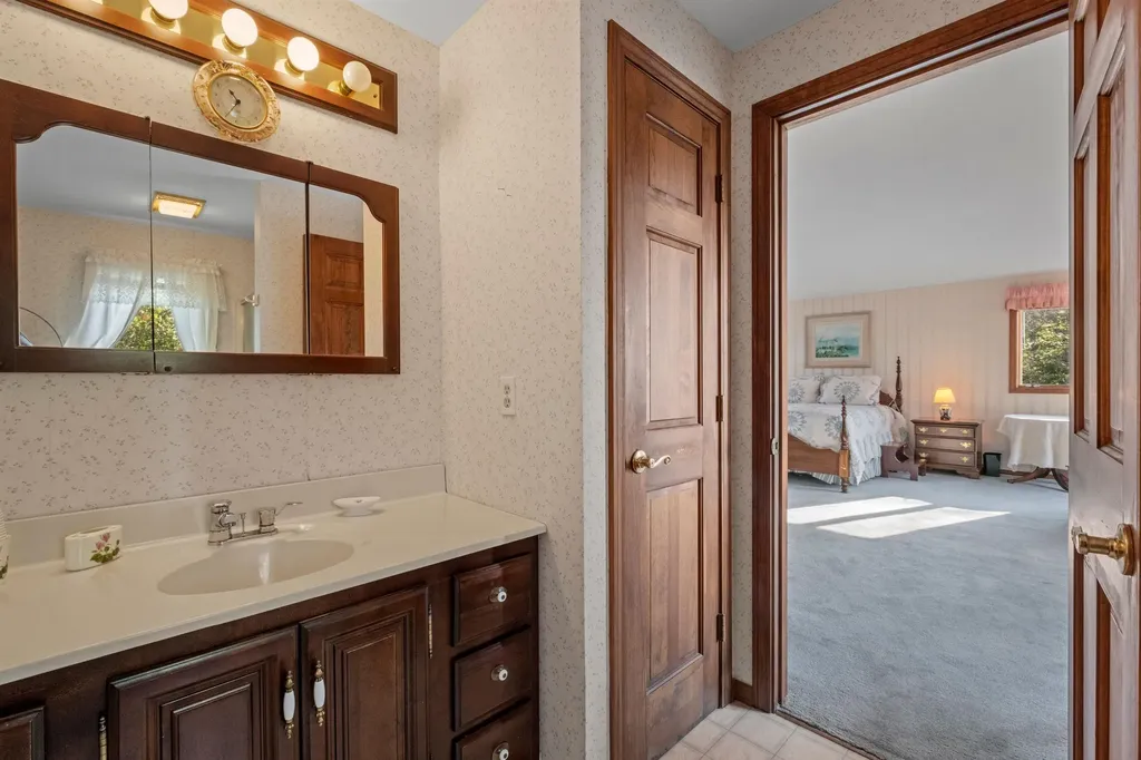 208 Forest Road Wolfeboro NH 03894