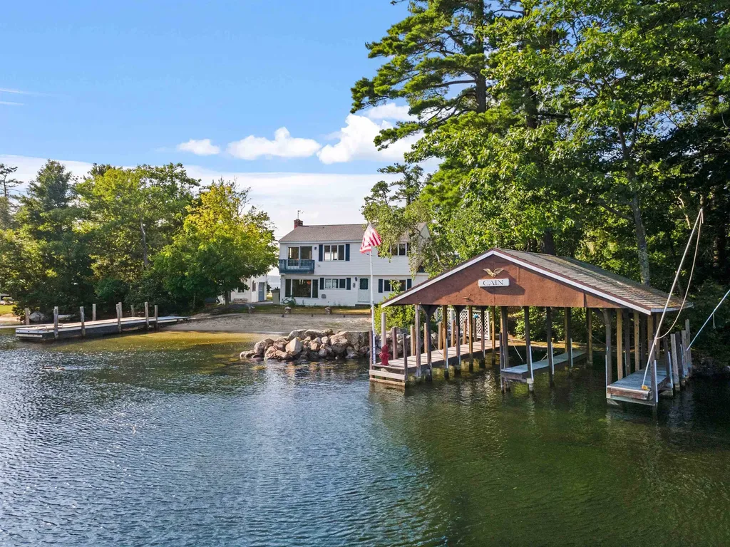 208 Forest Road Wolfeboro NH 03894