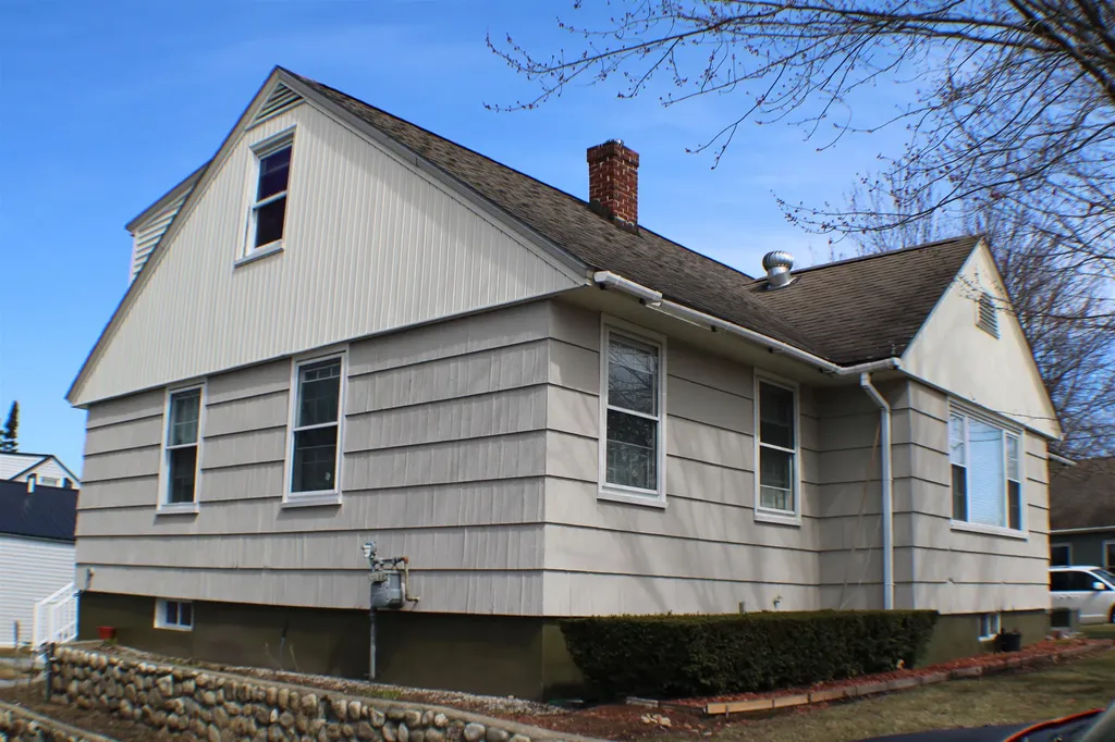 192 Biron Street Manchester NH 03102