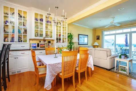 24 Harbor Road Hampton NH 03842