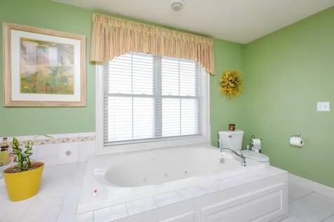 24 Harbor Road Hampton NH 03842