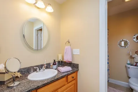 24 Harbor Road Hampton NH 03842