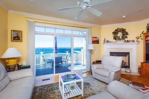 24 Harbor Road Hampton NH 03842