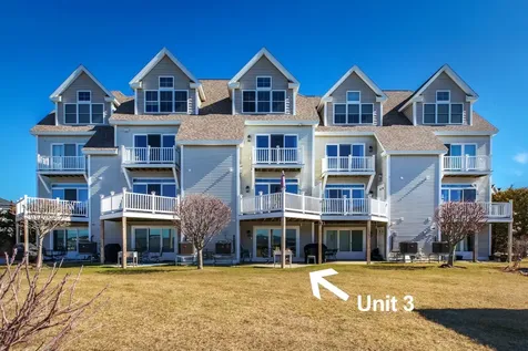 24 Harbor Road Hampton NH 03842