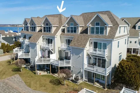 24 Harbor Road Hampton NH 03842