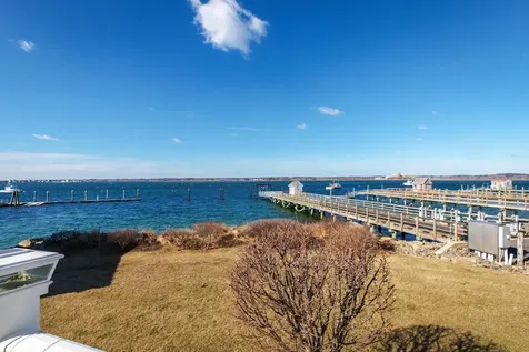 24 Harbor Road Hampton NH 03842