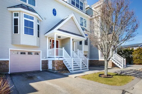 24 Harbor Road Hampton NH 03842