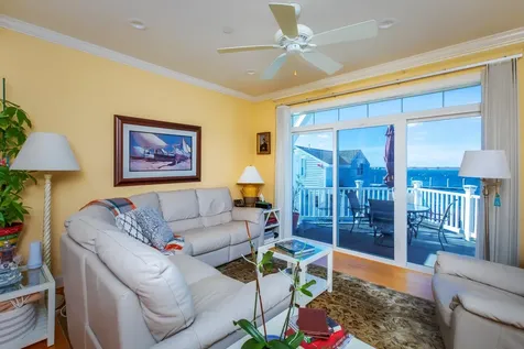24 Harbor Road Hampton NH 03842