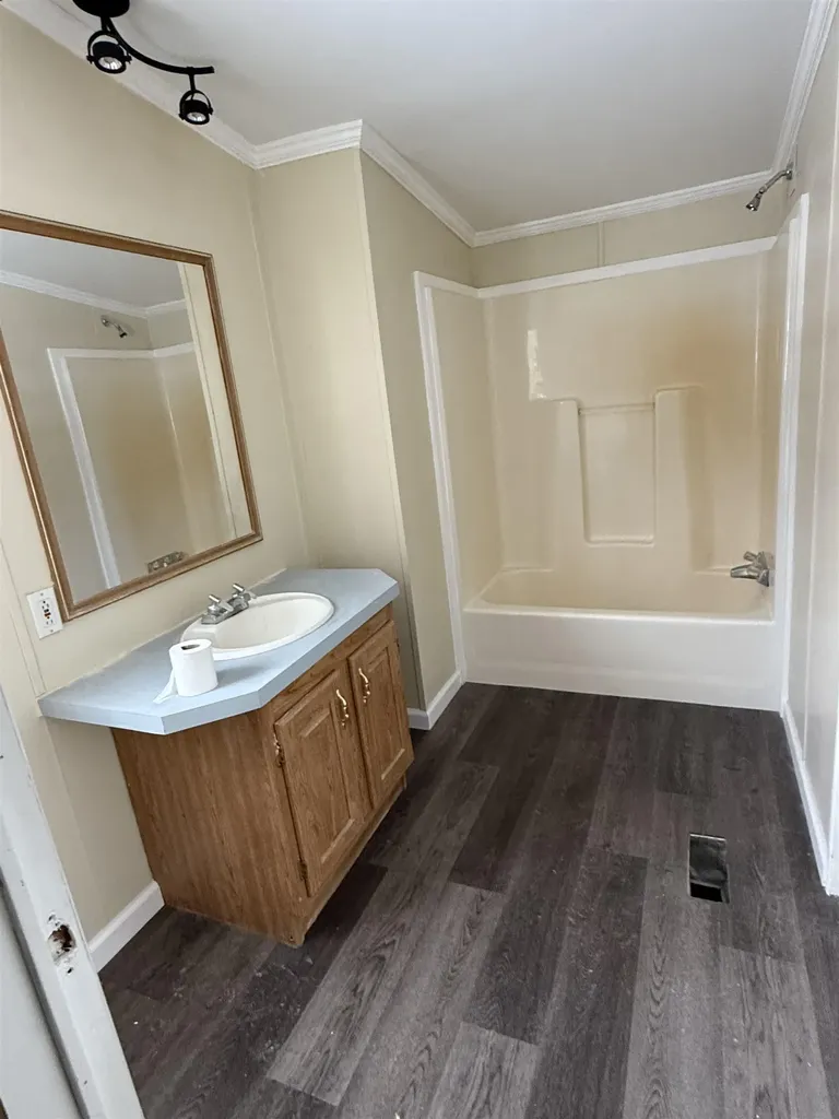 165 Railroad Street Williamstown VT 05679