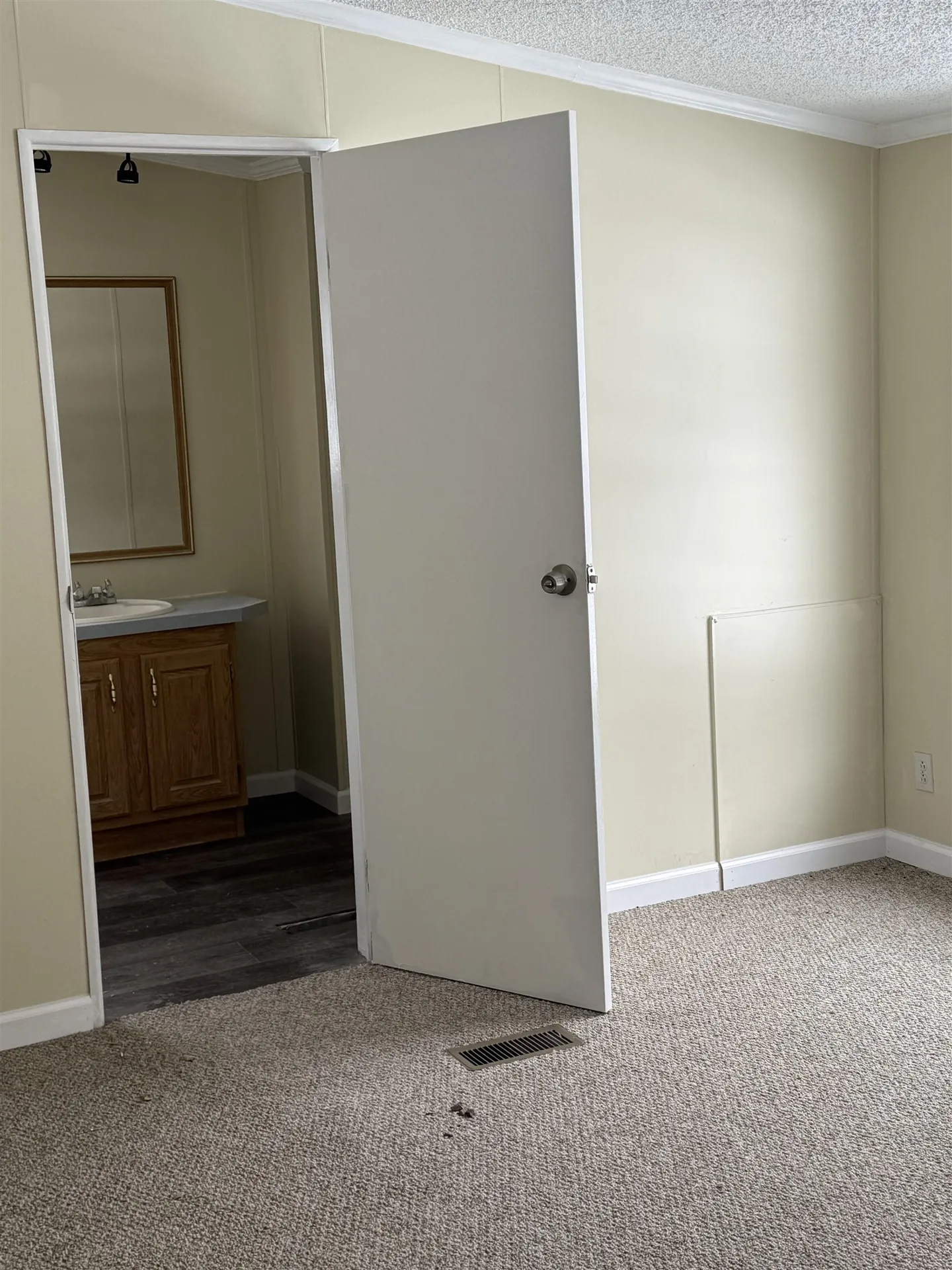 165 Railroad Street Williamstown VT 05679