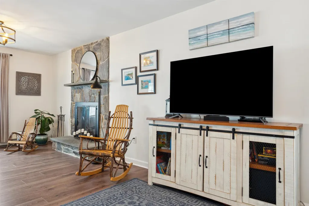 1325 Wildlife Road Hartford VT 05001