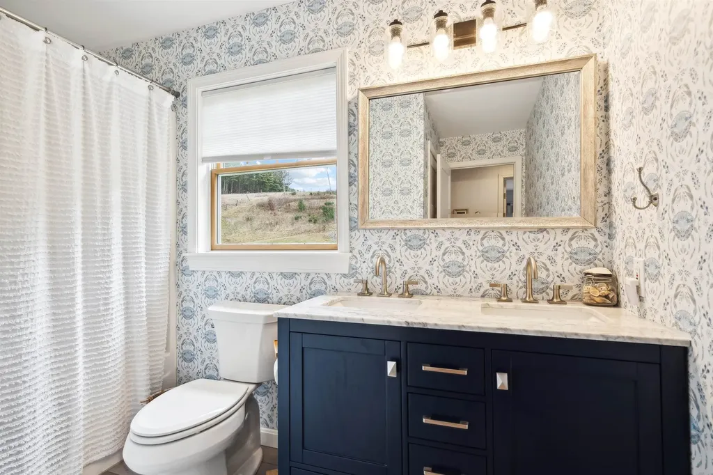 1325 Wildlife Road Hartford VT 05001