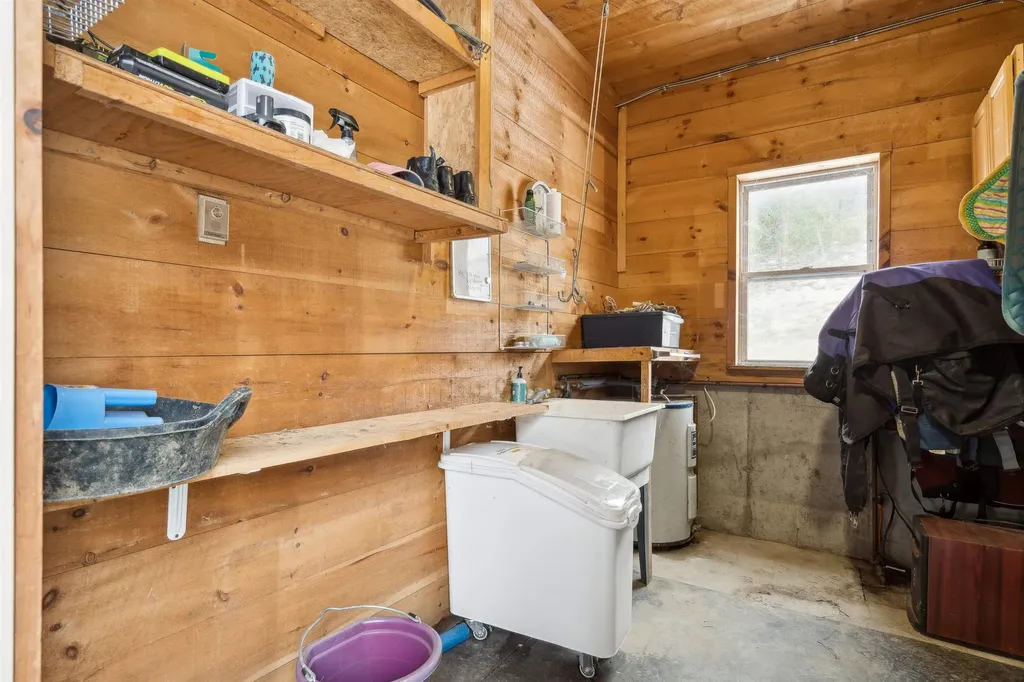 1325 Wildlife Road Hartford VT 05001