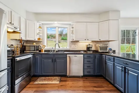 1325 Wildlife Road Hartford VT 05001