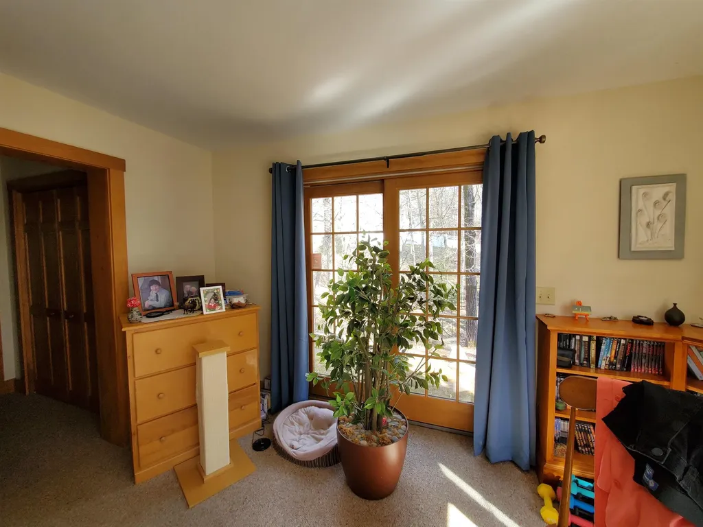 565 Farmer Drive St. Johnsbury VT 05819