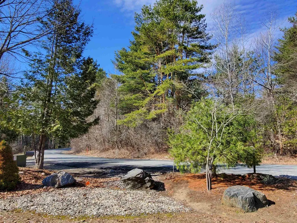 565 Farmer Drive St. Johnsbury VT 05819