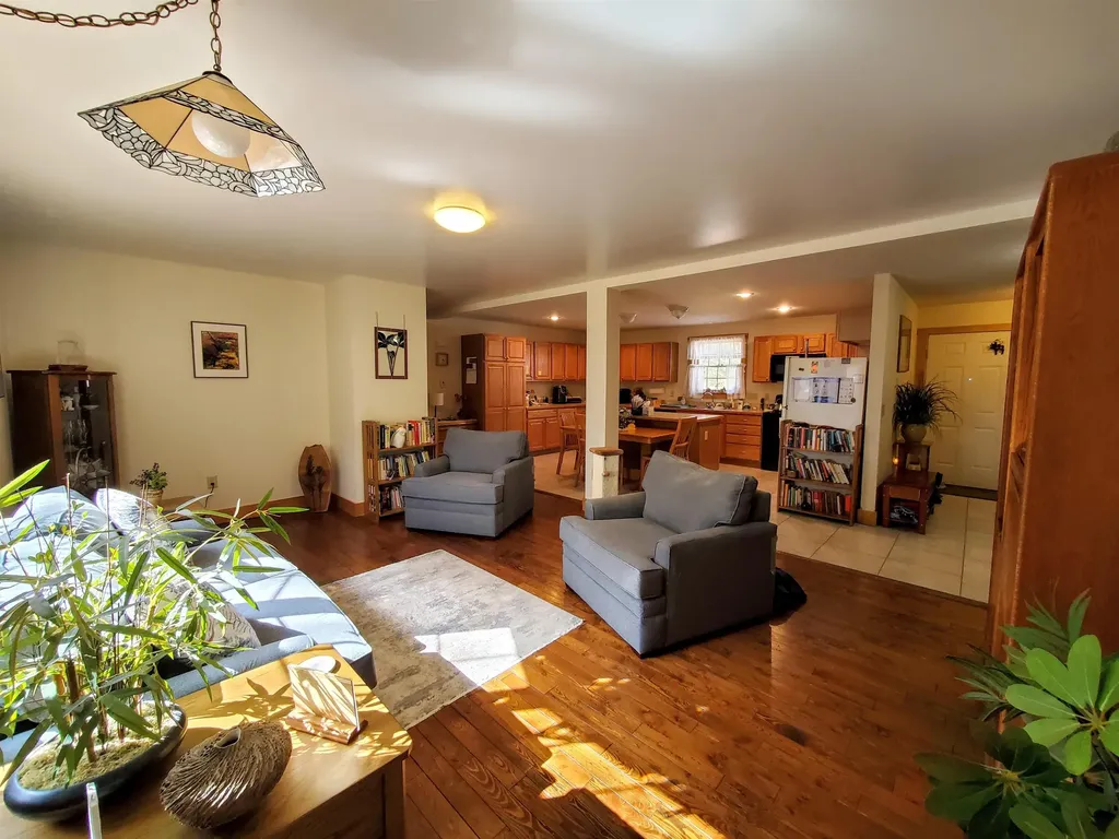 565 Farmer Drive St. Johnsbury VT 05819