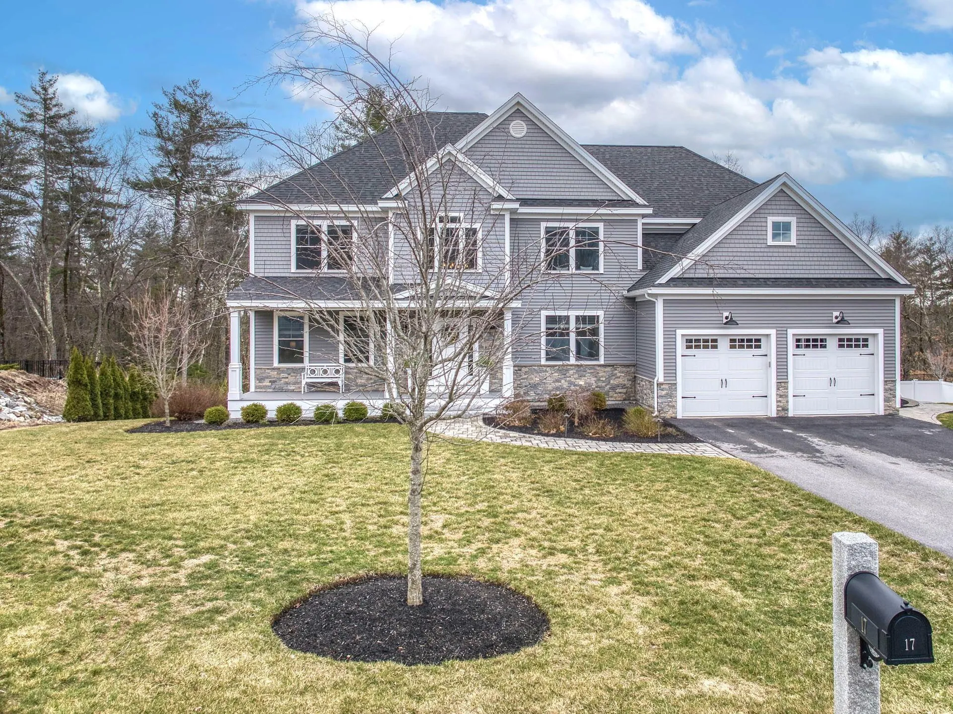 17 Glendenin Road Windham NH 03087