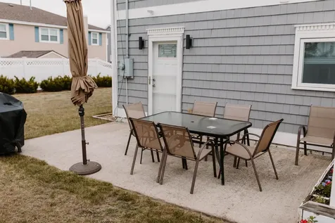 212 Bristol Street Seabrook NH 03874