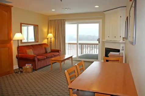 274/276 Qtr. I I Jackson Gore Inn Ludlow VT 05149