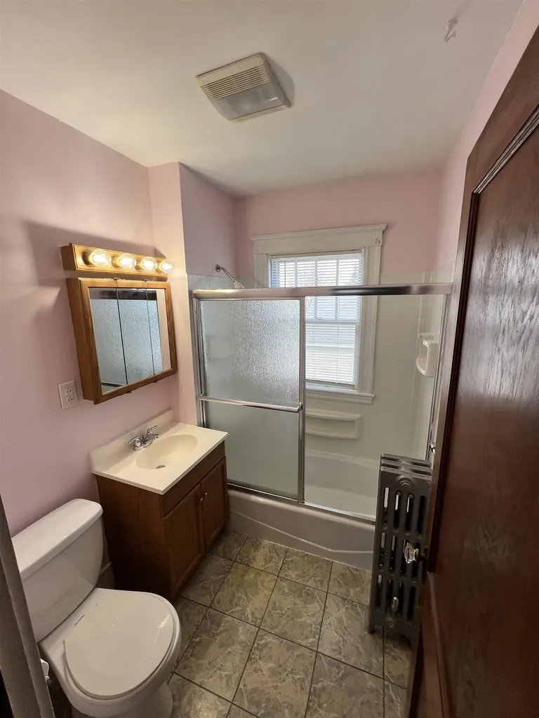 84 Allds Nashua NH 03060