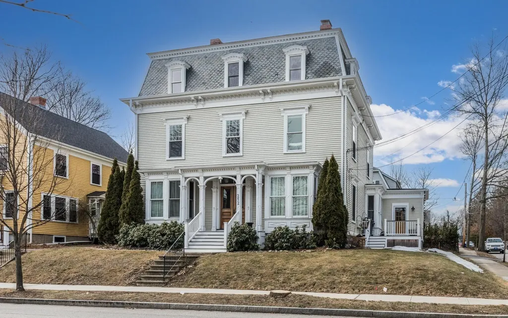 212 Miller Avenue Portsmouth NH 03801