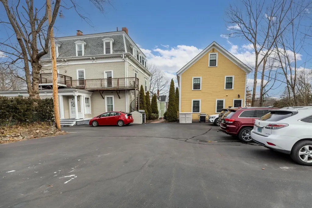 212 Miller Avenue Portsmouth NH 03801