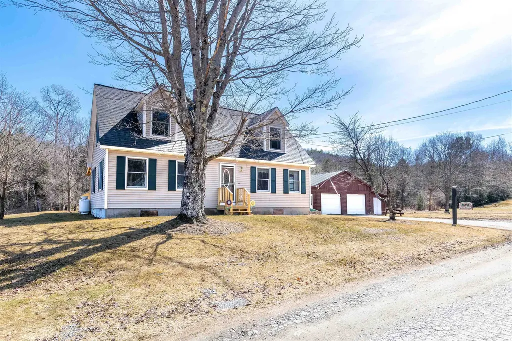 25 Maguire Lane Haverhill NH 03785