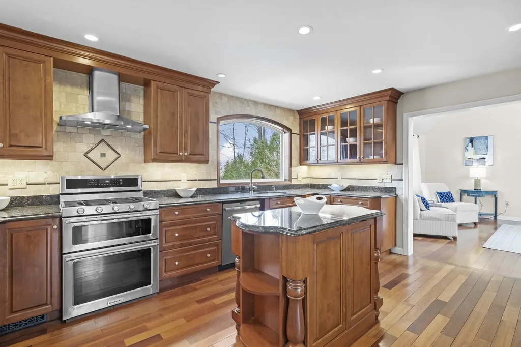 6 Downer Drive Hampton NH 03842