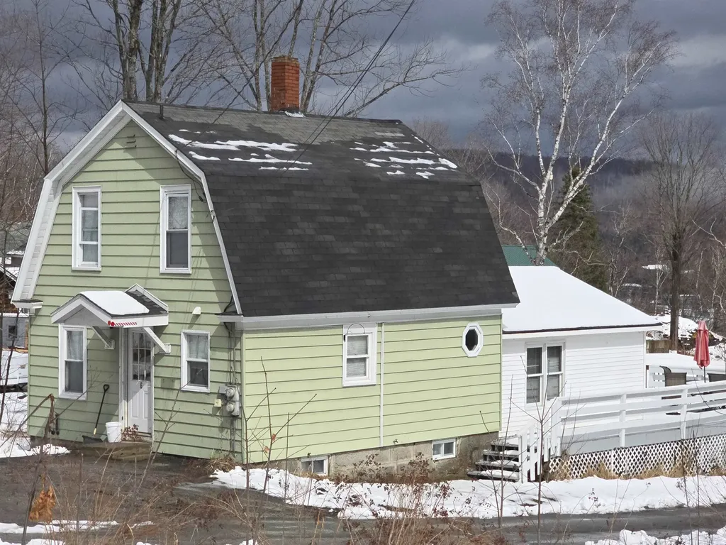 6 Johnsons Road Berlin NH 03570