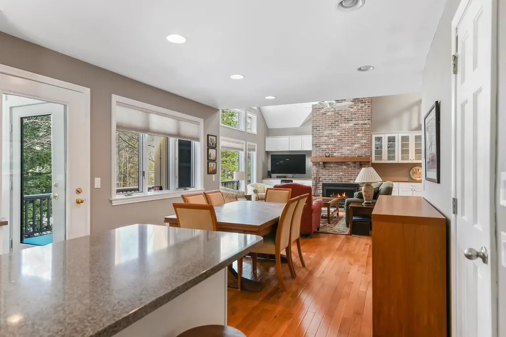 71 Greensward Drive Grantham NH 03753