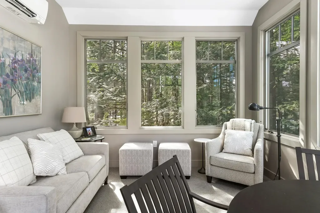 71 Greensward Drive Grantham NH 03753