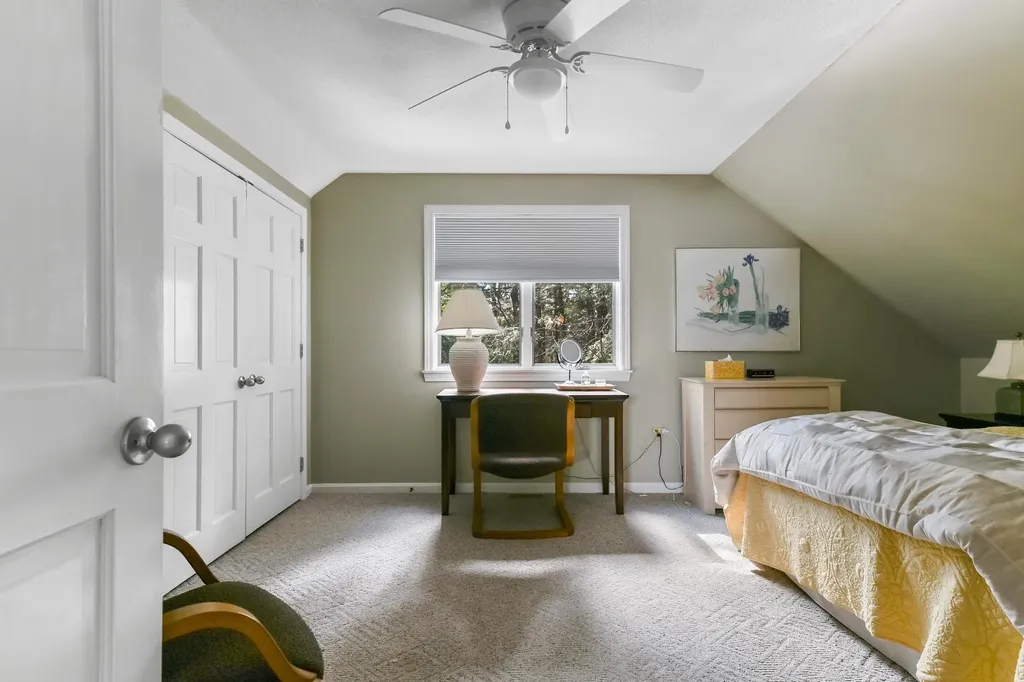 71 Greensward Drive Grantham NH 03753