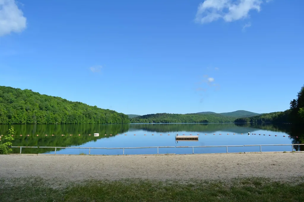 71 Greensward Drive Grantham NH 03753