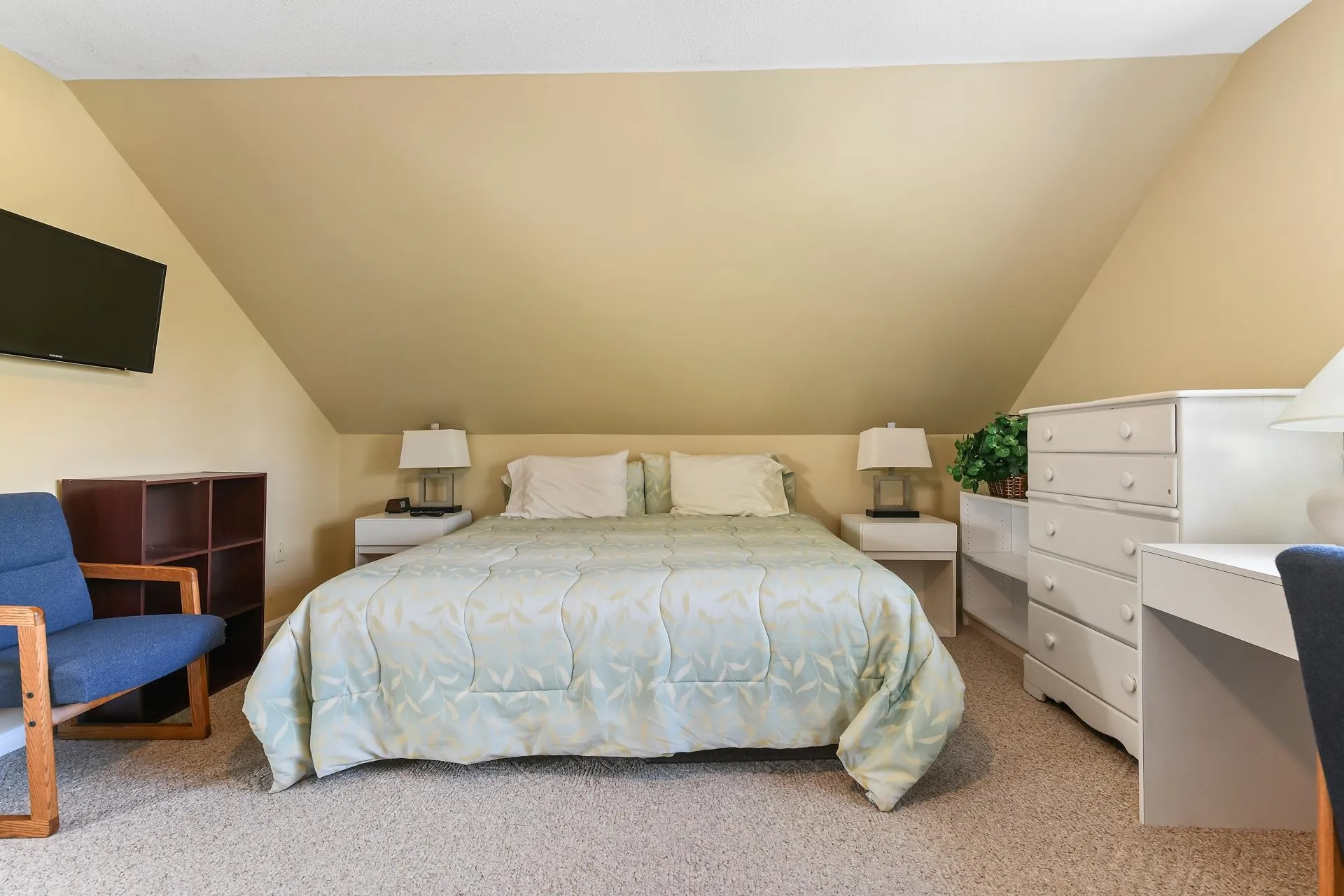 71 Greensward Drive Grantham NH 03753