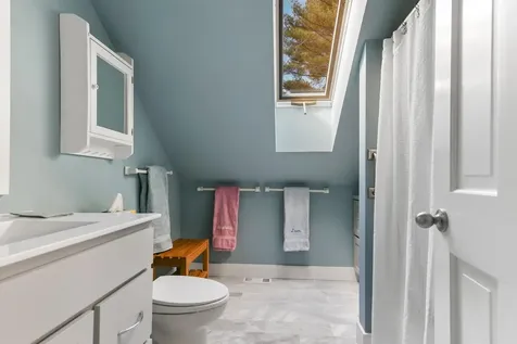 71 Greensward Drive Grantham NH 03753